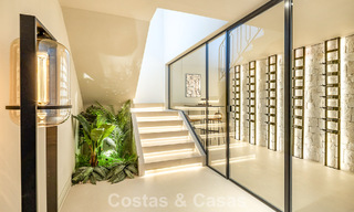 Exclusiva villa de lujo en primera línea de golf en venta en Marbella - Benahavís 791619 