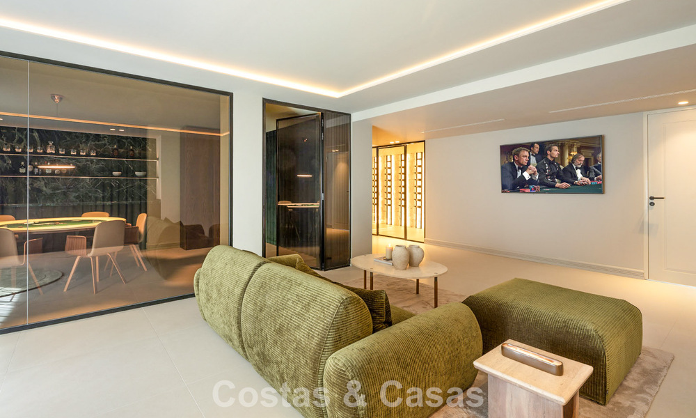 Exclusiva villa de lujo en primera línea de golf en venta en Marbella - Benahavís 791621