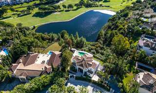 Exclusiva villa de lujo en primera línea de golf en venta en Marbella - Benahavís 791625 