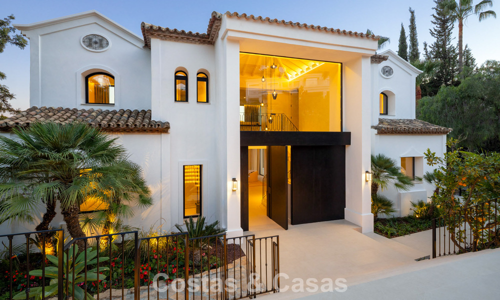 Exclusiva villa de lujo en primera línea de golf en venta en Marbella - Benahavís 791628