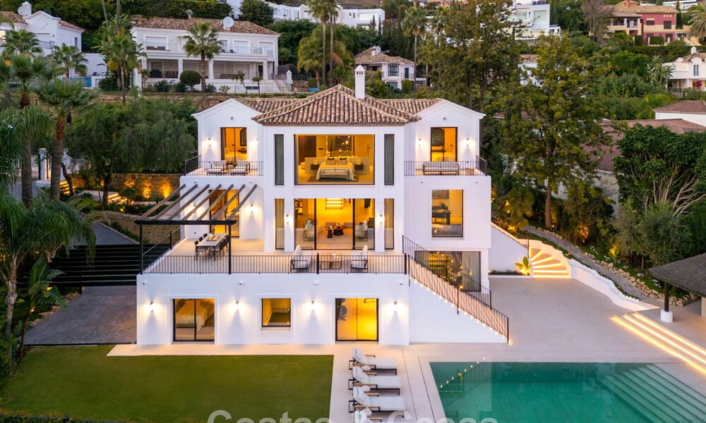 Exclusiva villa de lujo en primera línea de golf en venta en Marbella - Benahavís 791633