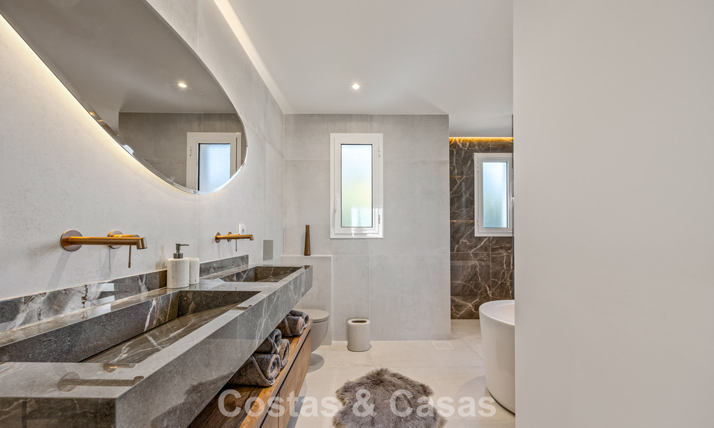 Apartamento en venta con impresionantes vistas en una prestigiosa zona de golf de La Quinta, Benahavís - Marbella 791534