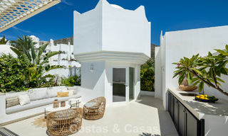 Exclusivo ático dúplex con piscina privada y vistas panorámicas al mar en venta en la Milla de Oro de Marbella 791659 