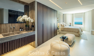 Exclusivo ático dúplex con piscina privada y vistas panorámicas al mar en venta en la Milla de Oro de Marbella 791661 