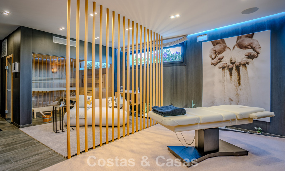 Villa de lujo moderna y completamente nueva con vistas al mar en venta en un resort de golf en Mijas, Costa del Sol 791678