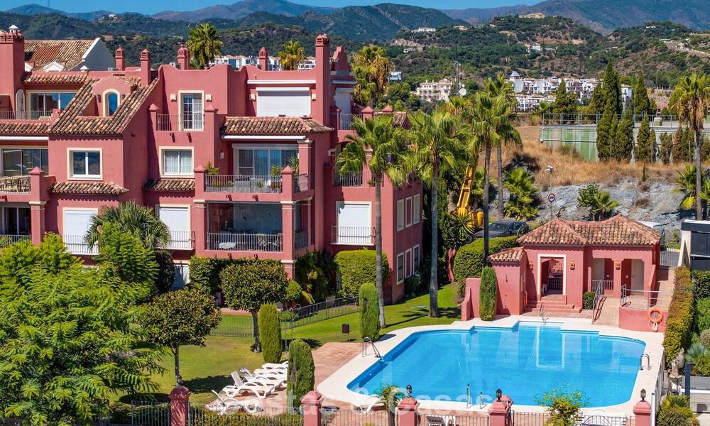Apartamento listo para entrar a vivir y amplio con vistas panorámicas al mar en venta en Benahavís - Marbella 791754