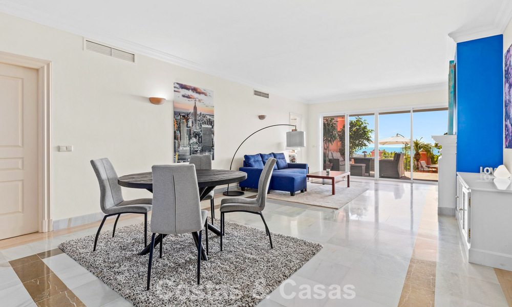 Apartamento listo para entrar a vivir y amplio con vistas panorámicas al mar en venta en Benahavís - Marbella 791755