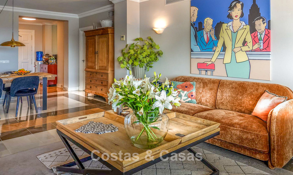 Ático listo para entrar a vivir con impresionantes vistas al mar en venta en Marbella - Benahavís 791761