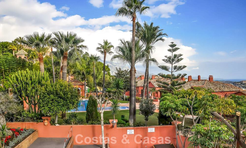 Ático listo para entrar a vivir con impresionantes vistas al mar en venta en Marbella - Benahavís 791791