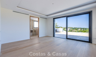 Villa de lujo de nueva construcción con diseño contemporáneo avanzado en venta en Sotogrande Alto, Costa del Sol 791844 
