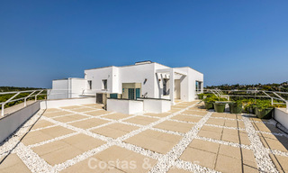 Villa de lujo de nueva construcción con diseño contemporáneo avanzado en venta en Sotogrande Alto, Costa del Sol 791861 