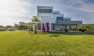 Villa de lujo de nueva construcción con diseño contemporáneo avanzado en venta en Sotogrande Alto, Costa del Sol 791887 