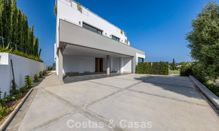 Villa de lujo de nueva construcción con diseño contemporáneo avanzado en venta en Sotogrande Alto, Costa del Sol 791890 