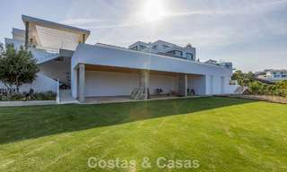 Villa de lujo de nueva construcción con diseño contemporáneo avanzado en venta en Sotogrande Alto, Costa del Sol 791892 