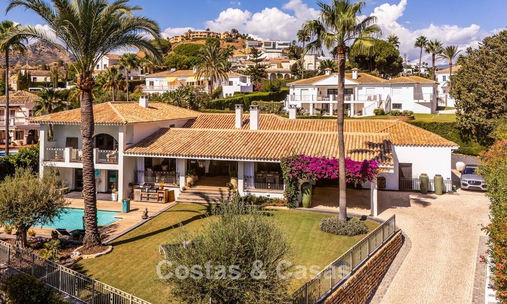 Villa de lujo mediterránea lista para entrar a vivir con vistas panorámicas en venta en Marbella - Benahavís 791902