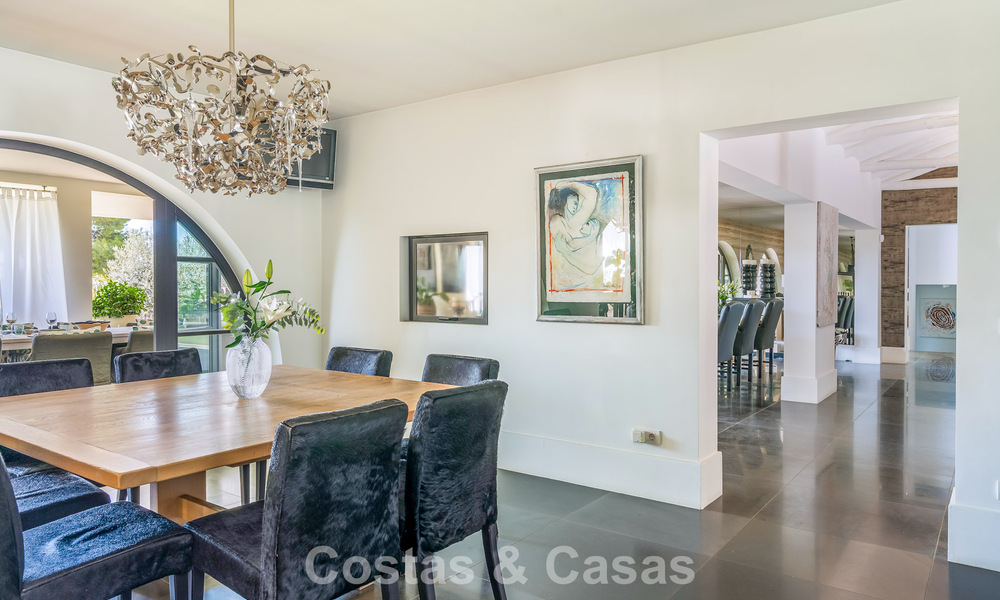 Villa de lujo mediterránea lista para entrar a vivir con vistas panorámicas en venta en Marbella - Benahavís 791917