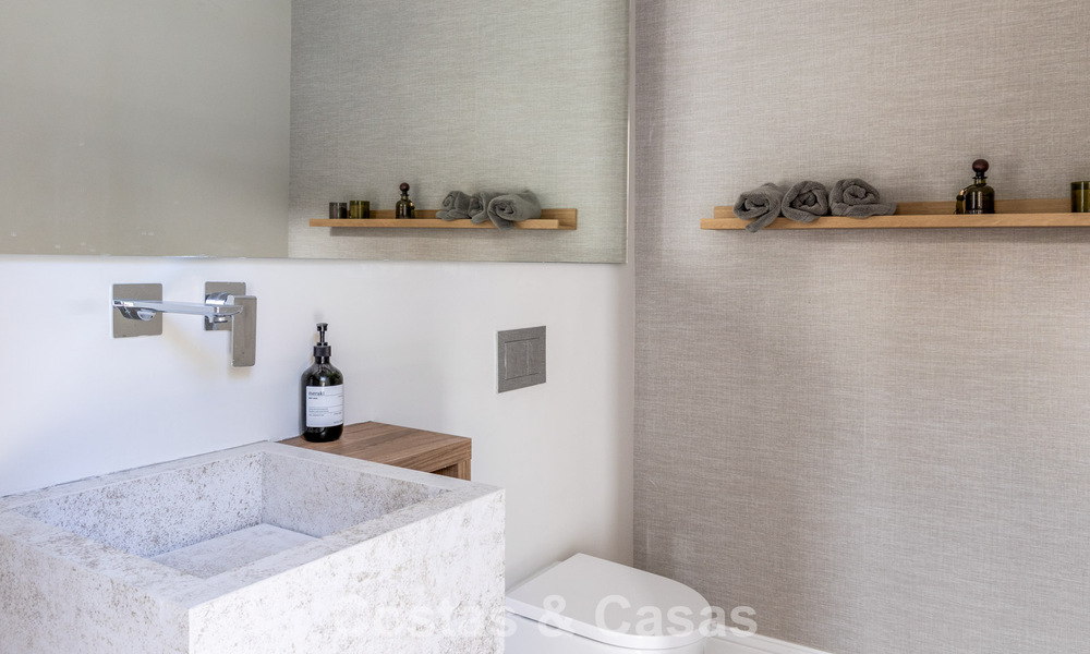 Villa de clase, lujosamente renovada en venta en Marbella - Benahavís 791999