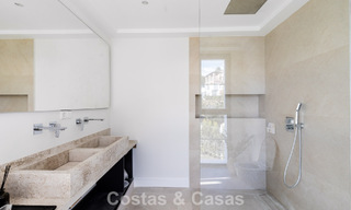 Villa de clase, lujosamente renovada en venta en Marbella - Benahavís 792007 