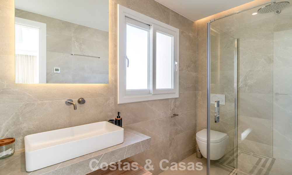 Elegante ático dúplex con vistas panorámicas en venta en La Quinta, Marbella - Benahavís 791943