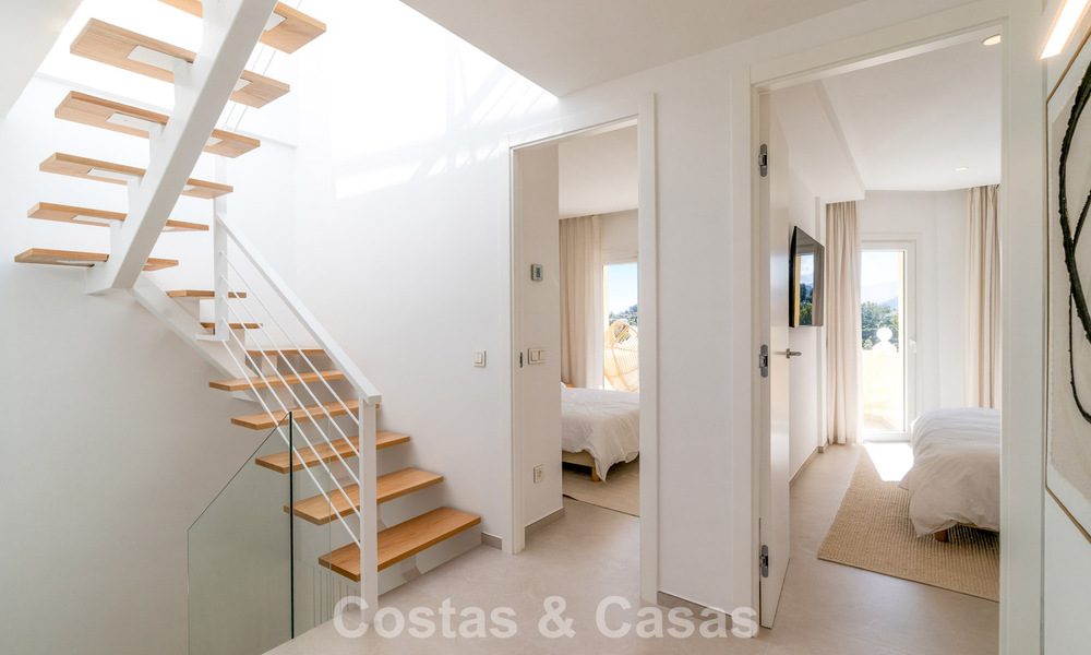 Elegante ático dúplex con vistas panorámicas en venta en La Quinta, Marbella - Benahavís 791945