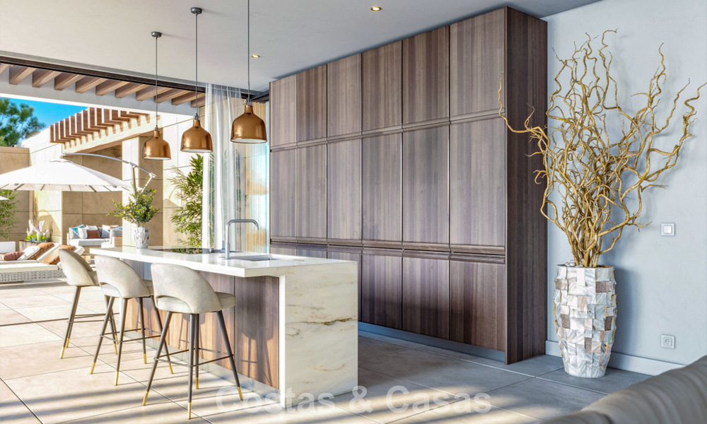 Nueva villa de diseño de alta gama en venta en una comunidad con vigilancia permanente en Sotogrande, Costa del Sol 792092