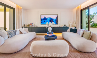 Ático renovado de estilo contemporáneo con piscina privada y vistas panorámicas al mar en Nueva Andalucía, Marbella 792158 