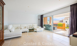 Elegante casa adosada de 4 dormitorios en venta en una urbanización cerrada y vigilada en Nueva Andalucía, Marbella 792269 