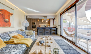 Ático moderno en venta con vistas panorámicas al mar y al lago de Istán, justo encima de la Milla de Oro de Marbella 792271 