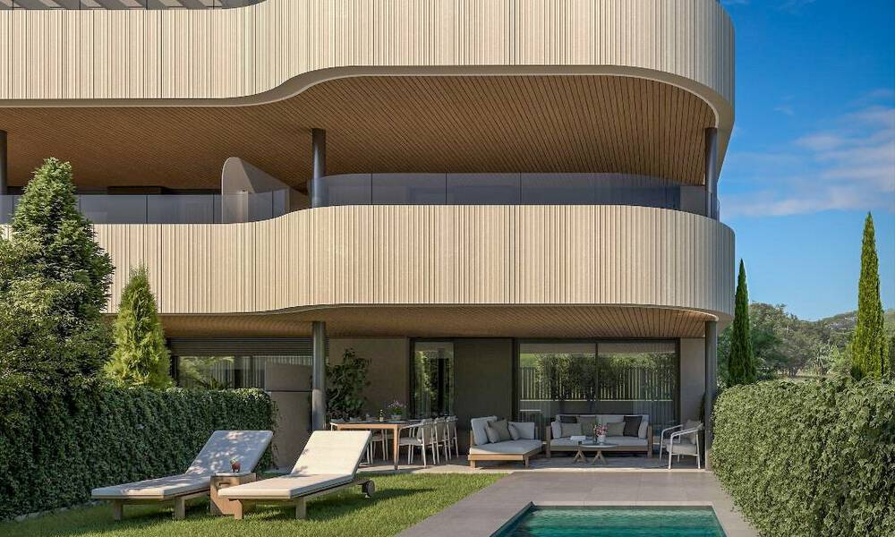 Apartamentos sobre plano en venta en una moderna urbanización de golf en la New Golden Mile entre Marbella y Estepona 792338
