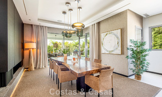Villa de diseño moderno lista para entrar a vivir en venta, a poca distancia a pie de la playa y servicios en Guadalmina Baja, Marbella 792366 