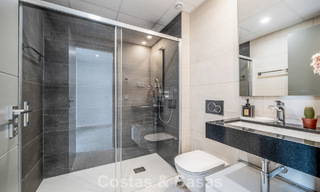 Ático moderno de nueva construcción con amplio solárium en venta en un complejo cerrado en Benahavís - Marbella 792569 