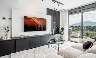 Ático moderno de nueva construcción con amplio solárium en venta en un complejo cerrado en Benahavís - Marbella 792582 