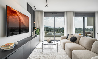 Ático moderno de nueva construcción con amplio solárium en venta en un complejo cerrado en Benahavís - Marbella 792583 