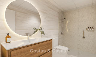 Adosados contemporáneos con impresionantes vistas al mar en venta en La Cala de Mijas, Costa del Sol 792670 