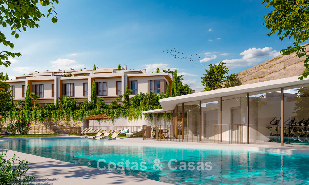 Adosados contemporáneos con impresionantes vistas al mar en venta en La Cala de Mijas, Costa del Sol 792676