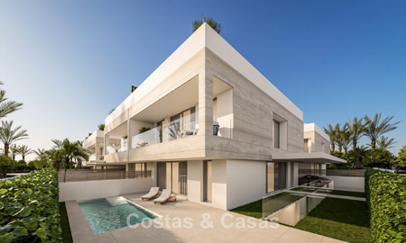 Villas de lujo de nueva construcción en una ubicación prime en el bulevar de San Pedro Alcántara, Marbella 792871