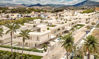 Villas de lujo de nueva construcción en una ubicación prime en el bulevar de San Pedro Alcántara, Marbella 792886 