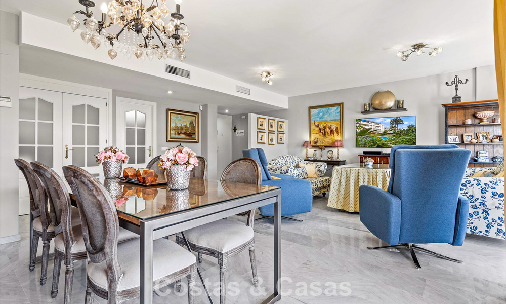 Ático dúplex muy amplio en venta a pocos pasos de todos los servicios en el centro de San Pedro, Marbella 792708