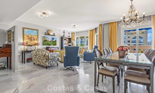 Ático dúplex muy amplio en venta a pocos pasos de todos los servicios en el centro de San Pedro, Marbella 792709 