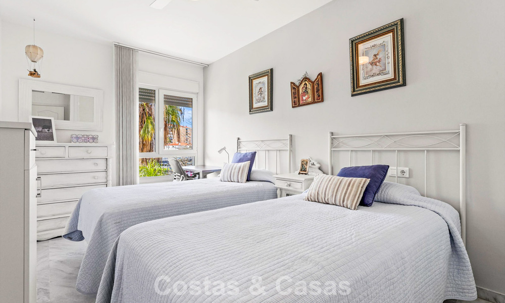 Ático dúplex muy amplio en venta a pocos pasos de todos los servicios en el centro de San Pedro, Marbella 792715