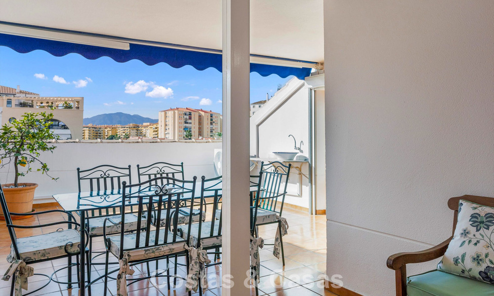 Ático dúplex muy amplio en venta a pocos pasos de todos los servicios en el centro de San Pedro, Marbella 792731