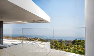 Villa de obra nueva sobre plano con arquitectura sofisticada y vistas panorámicas al mar en venta en Marbella - Benahavís 792685 
