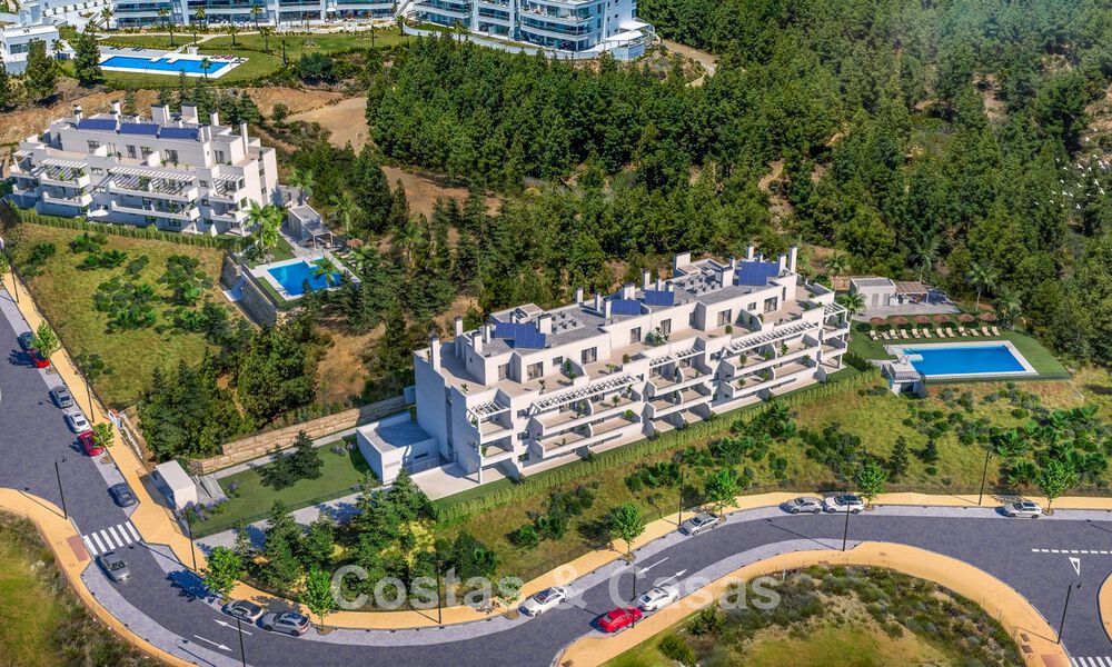 Nuevos apartamentos contemporáneos con vistas panorámicas al mar en venta en Mijas Costa, Mijas 792739