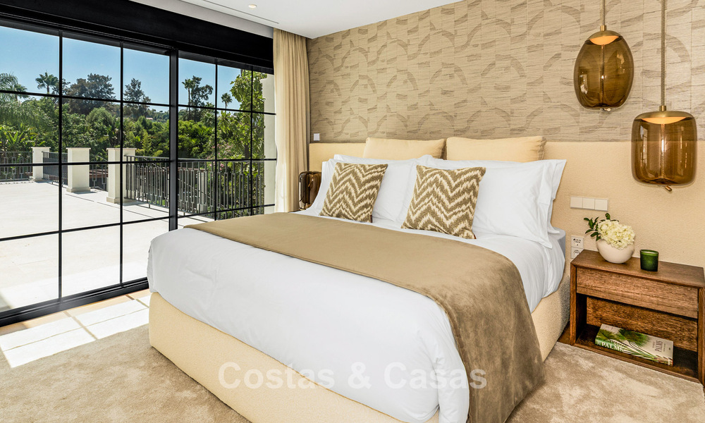Villa lujosa y atemporal con vistas panorámicas en venta en Nueva Andalucía, Marbella 792906