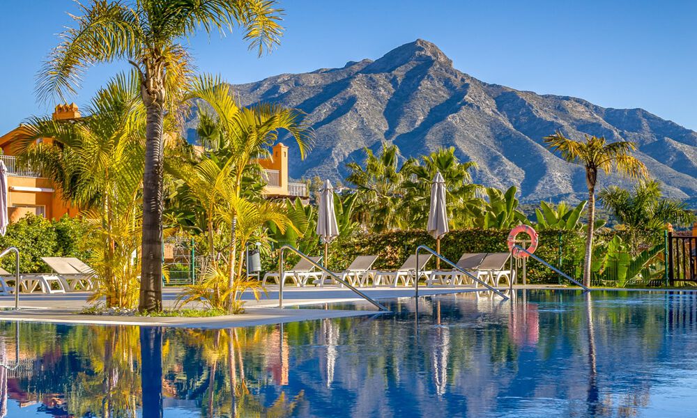 Impresionante apartamento en planta baja con 4 dormitorios en venta en Nueva Andalucía, Marbella 792951