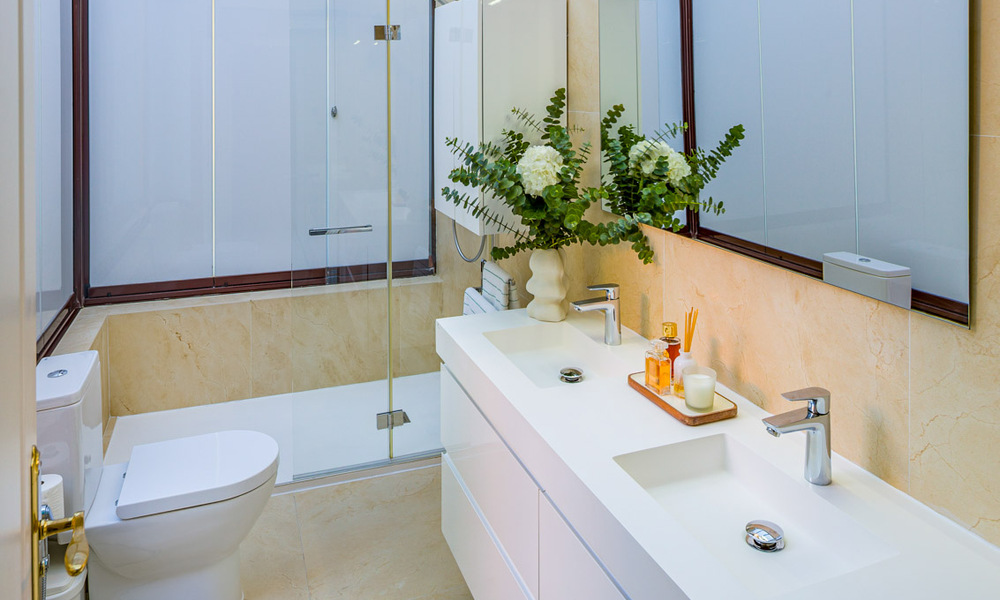 Impresionante apartamento en planta baja con 4 dormitorios en venta en Nueva Andalucía, Marbella 792960