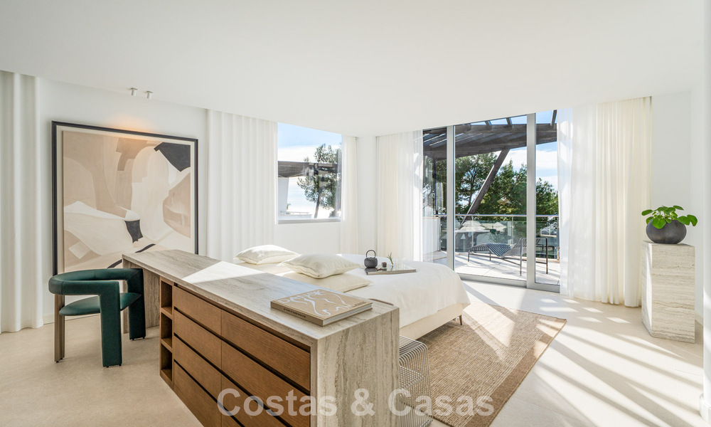 Villa pareada moderna en venta con vistas al mar en una comunidad cerrada en Sierra Blanca, la Milla de Oro de Marbella 793035