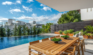 Villa pareada moderna en venta con vistas al mar en una comunidad cerrada en Sierra Blanca, la Milla de Oro de Marbella 793044 