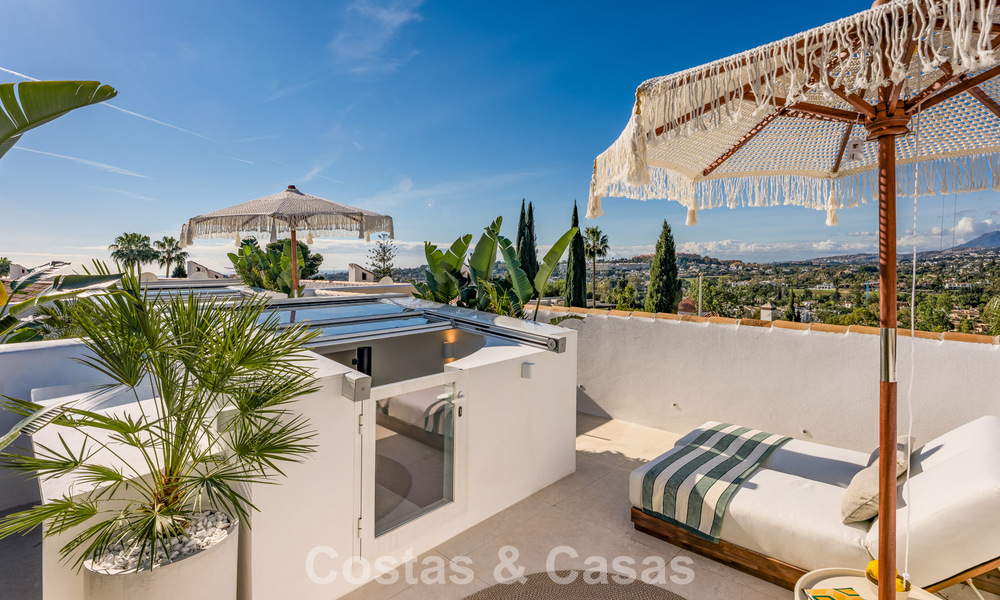 Exclusiva casa adosada con vistas panorámicas en venta en el valle del golf de Nueva Andalucía, Marbella 793285