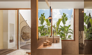 Elegante casa adosada lista para entrar a vivir con 4 dormitorios en venta en Aloha, Nueva Andalucía, Marbella 793240 